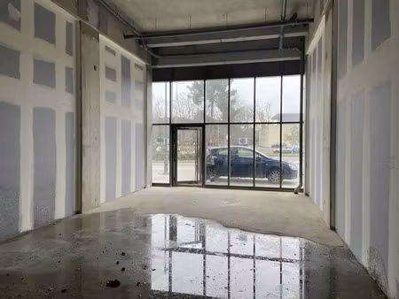 local commercial a louer
