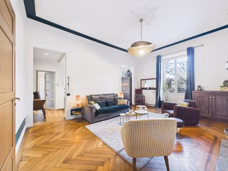 appartement t3 + studio - belle prestation et rare à la vent