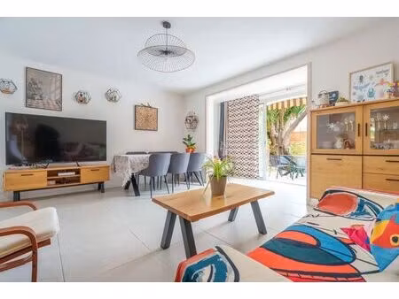 référence : 6325-vca - appartement lumineux 3 chambres avec jardin-terrasse au calme