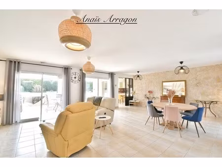 maison à vendre de plain pied avec piscine 130m2