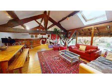 vente maison 9 pièces de 312m² - 01600 reyrieux