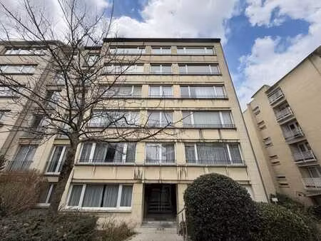 parc duden - spacieux appartement 3 chambres avec garage