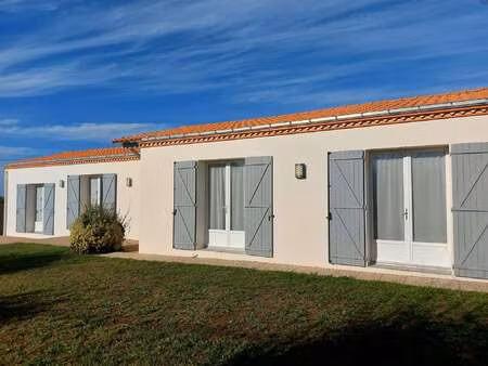 vente maison à fresnay-en-retz (44580) : à vendre / 134m² fresnay-en-retz