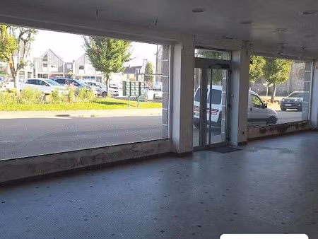 vente locaux professionnels 5 pièces 455 m² à plouigneau (29610)  169 000 €