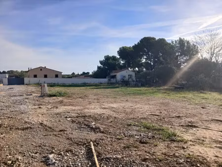 vente terrain 418 m² à la fare-les-oliviers (13580)  270 000 €