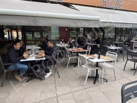 vente locaux professionnels 737.53 m² à echirolles (38130)  785 000 €