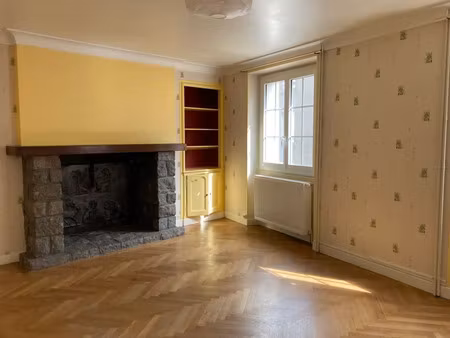 vente immeuble à la souterraine (23300)  160 175 €