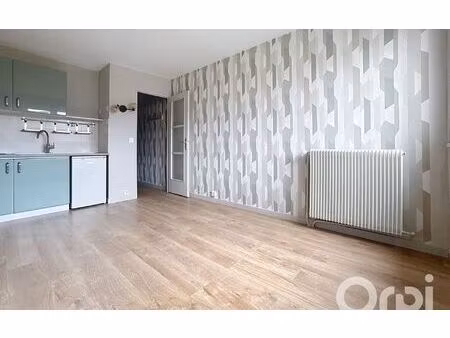 appartement clamart 18.18 m² t-1 à vendre  150 000 €