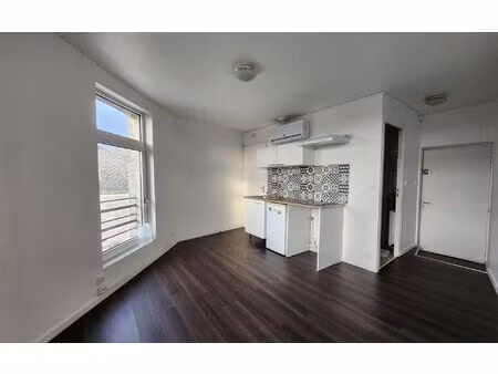 location appartement  m² t-2 à maubeuge  400 €