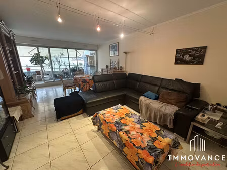 montpellier // ecusson // t3 de 80m2 environ + terrasse de 12 40
