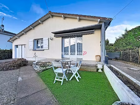 charmante maison de plain-pied entièrement rénovée avec piscine