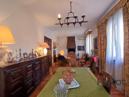 maison de village de 12 pièces  garage et terrasse