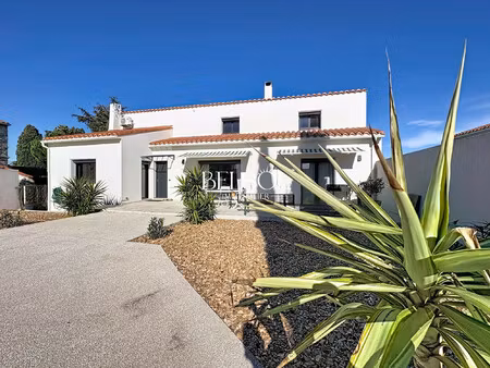 pollestres - villa avec piscine