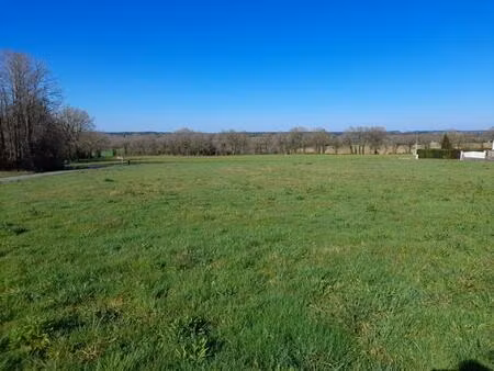 terrain viabilisé en eau et électricité