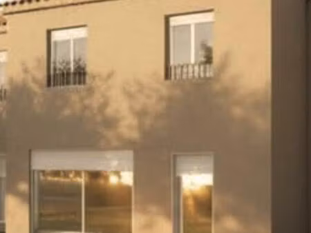 maison en duplex avec jardin à ventabren / notaire inclus