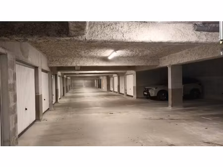 parking sécurisé - port de plaisance