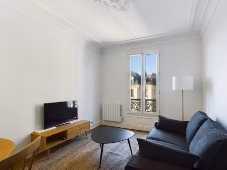 ivry sur seine - 2 piece meuble 33m² - refait a neuf