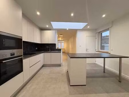 maison entièrement rénovée à louer – 1 050 € / mois – lib...