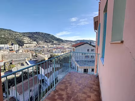 location appartement 3 pièces 66 m² à nice (06000)  1 460 €