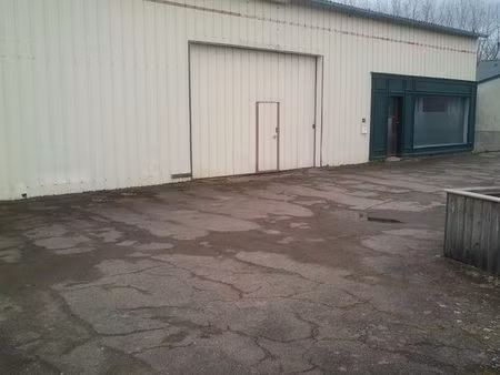 bâtiment / atelier / bureaux / stockage craon