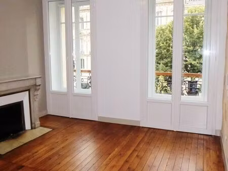 appartement t3 duplex en hypercentre avec clim reversible