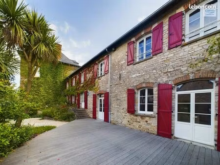 maison 7 pièces 197 m²