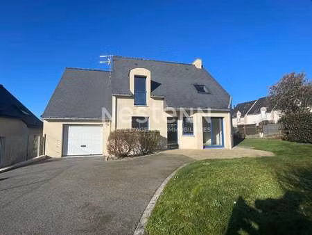 vente maison à elven (56250) : à vendre / 117m² elven
