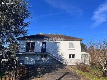 maison 7 pièces 179 m²