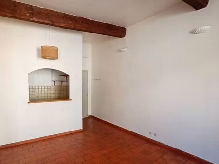 a louer t1/2 aix centre 35 m2