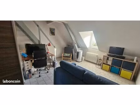 studio proche place malus