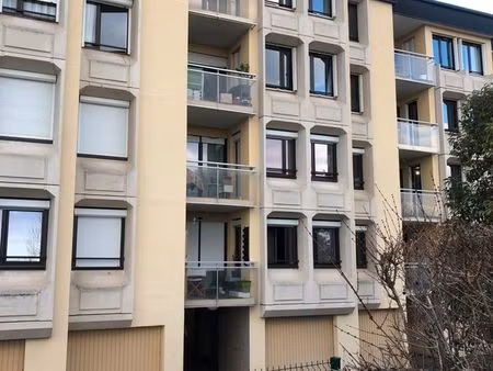 les corniches. vue magnifique sur clermont