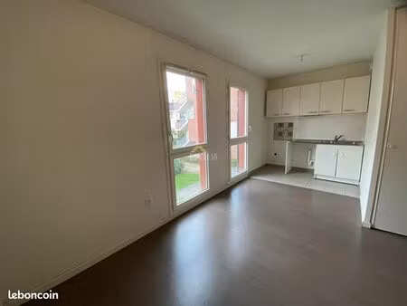 studio 1 pièce 23 m²