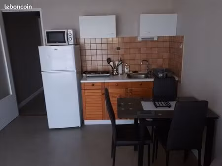 loue studio meublé centre ville