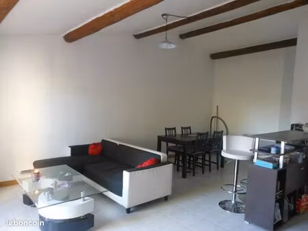 location 13370 type 3 avec double terrasse et parking double