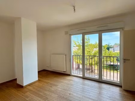appartement 3 pièces 79 m²