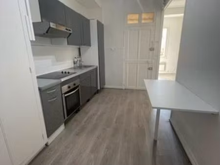 particulier loue appartement t2 la ciotat - port plages