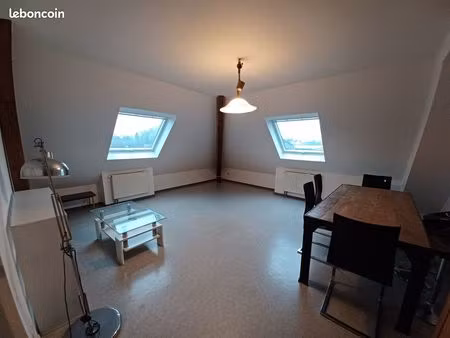 grand f 2 à louer à ostwald