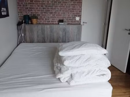 chambre indépendante en bas de villa