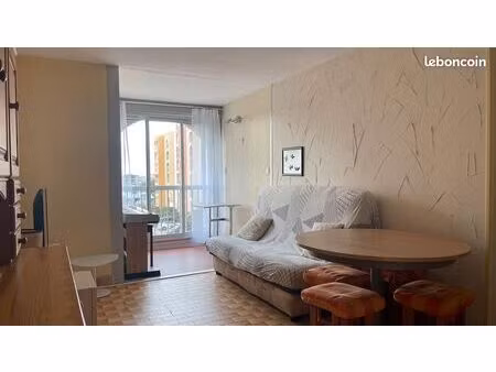 location appartement meublé carnon plage avec un parking