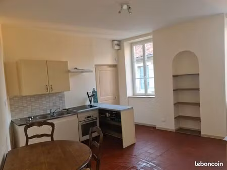 appartement 3 pièces plein cœur de semur