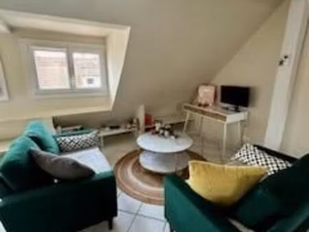 propriétaire loue f2