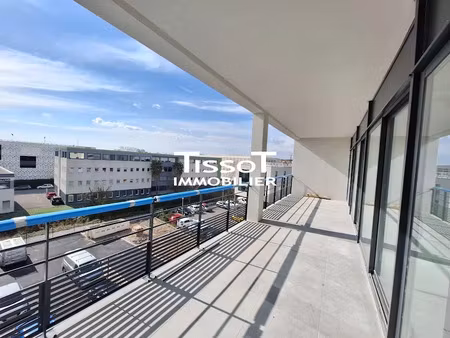 location locaux professionnels 417 m² à nimes (30000)  5 038 €