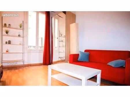 studio 1 pièce 26 m²