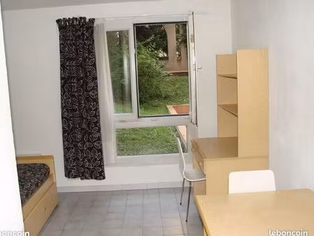 studio 1 pièce 18 m²