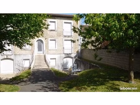 appartement t1bis à saint benoit