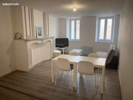 appartement 3 pièces 70 m²