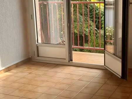 appartement 35m2  2 pièces. balcon. quartier pradeau