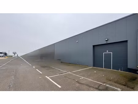 en vente entrepôt 141 m² – 179 000 € |cosnes-et-romain