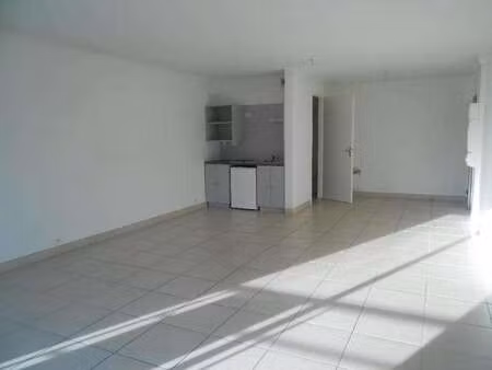 location appartement t1 à nantes (44000) : à louer t1 / 35m² nantes