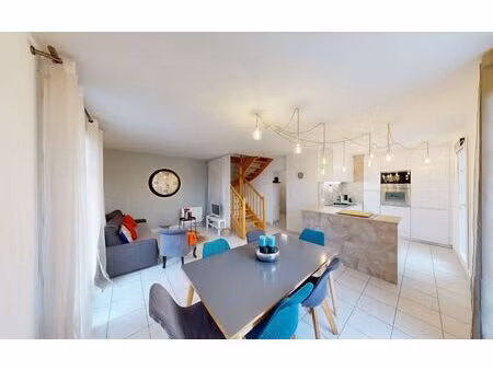 appartement magny-le-hongre 74.19 m² t-4 à vendre  367 900 €